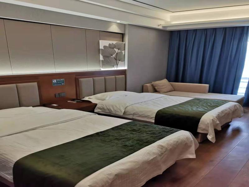 GreenTree Inn Jiuquan Century Plaza Hotel 48/68