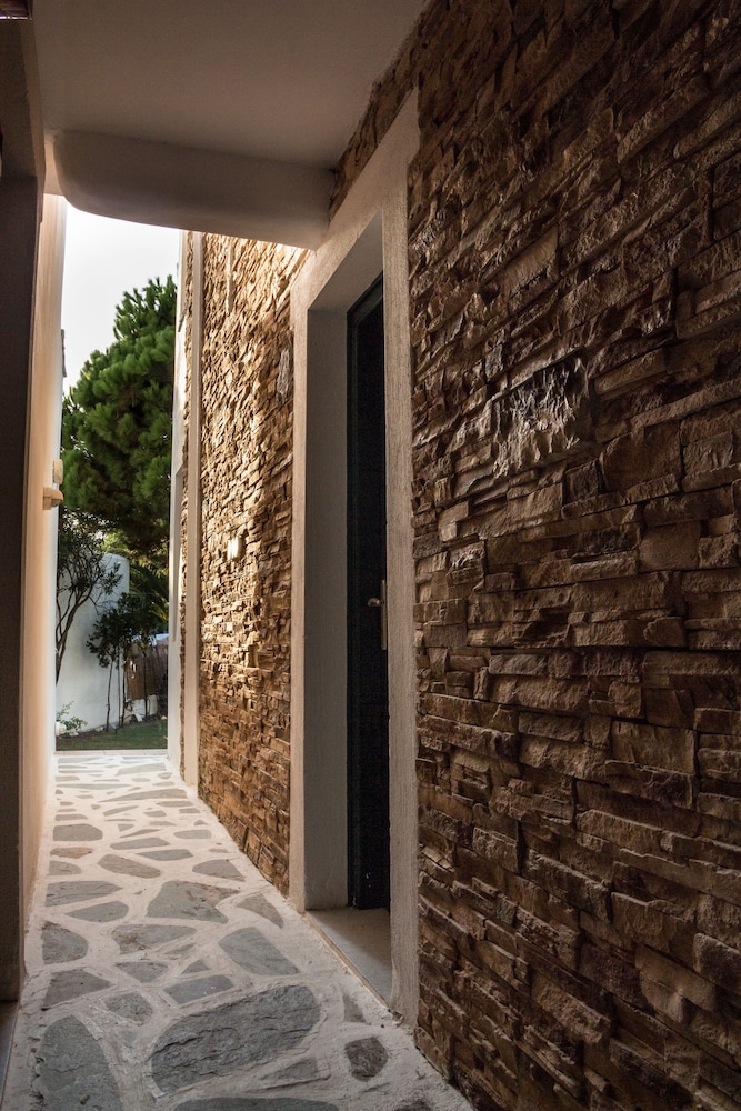 Naxos Beach Hotel 7/71