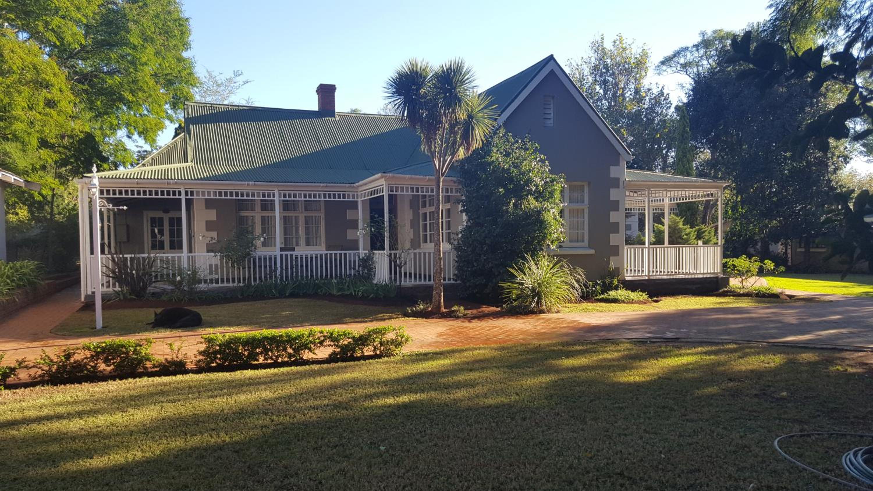 Bellevue Manor Guest House 1/12