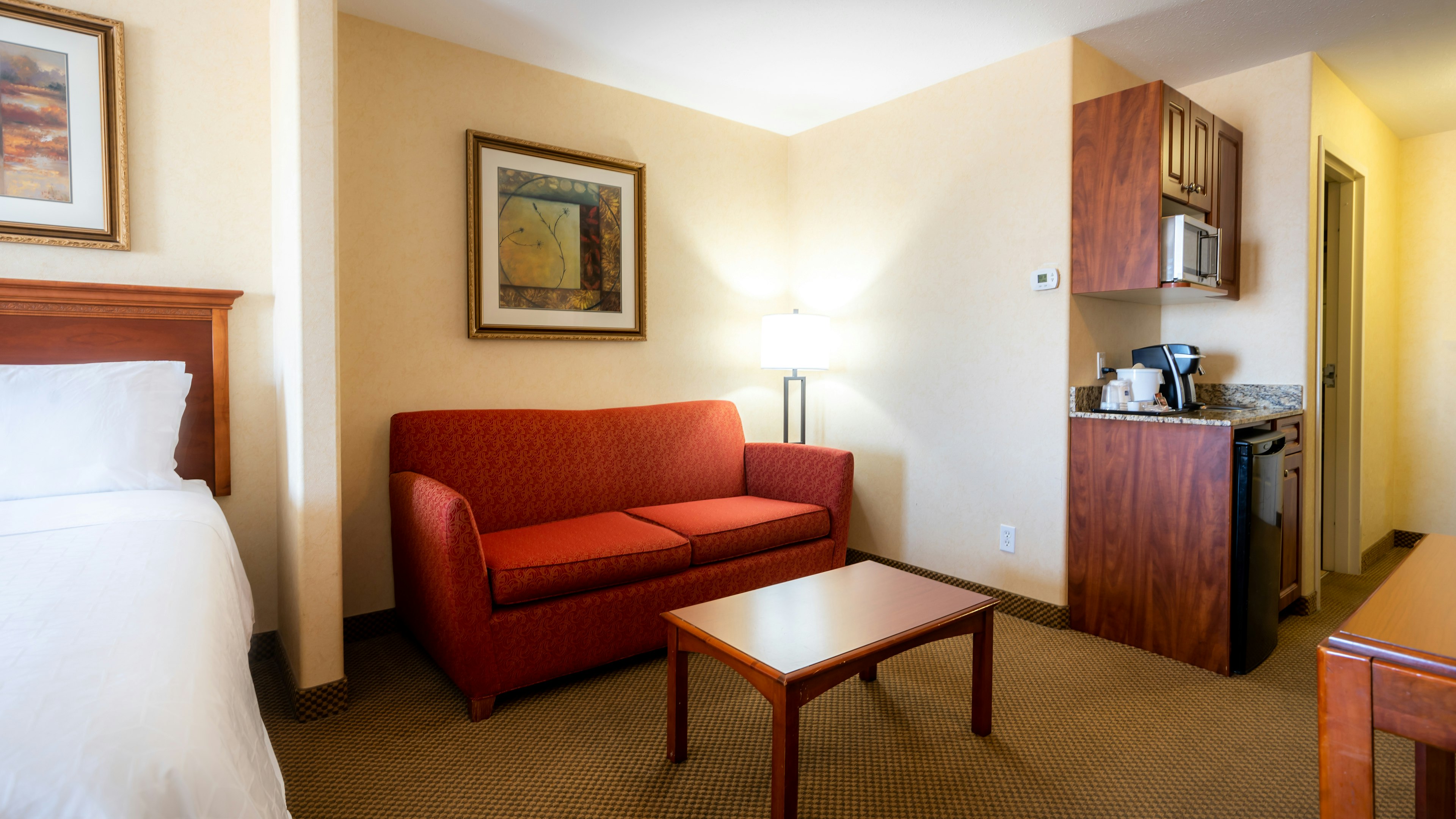 Holiday Inn Express Hotel Suites Edmonton International Airport 32/50