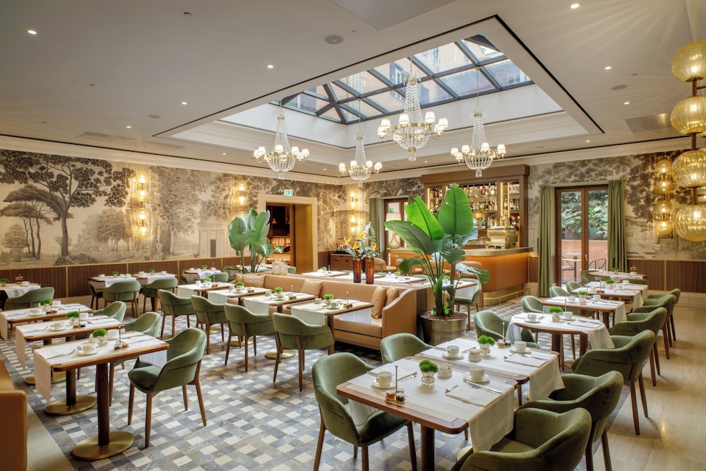 Imperiale Hotel 49/56