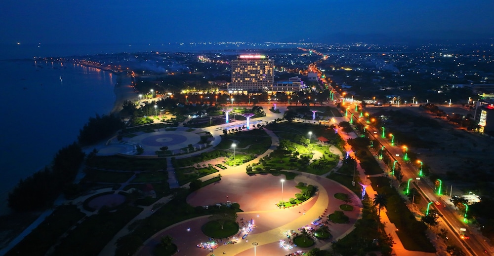 Long Thuan Hotel Resort 44/50