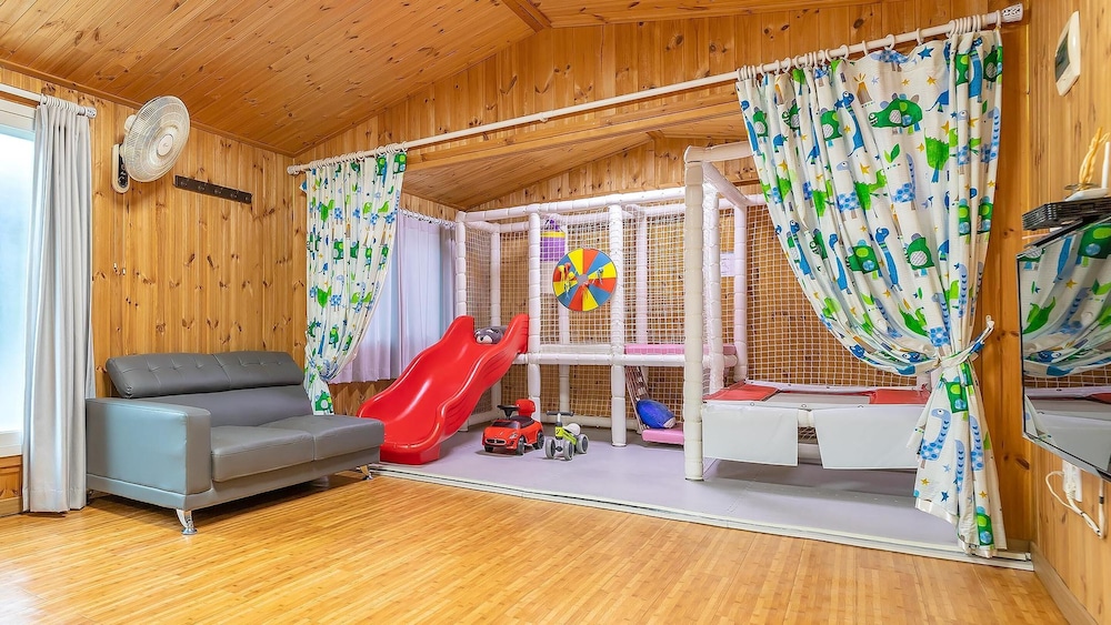 Cheongpyeong Yeoul Pension 28/50