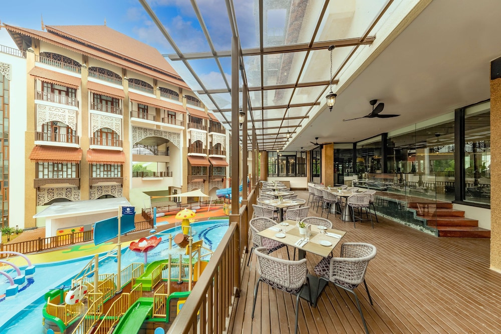 Doubletree By Hilton Putrajaya Lakeside 41/49