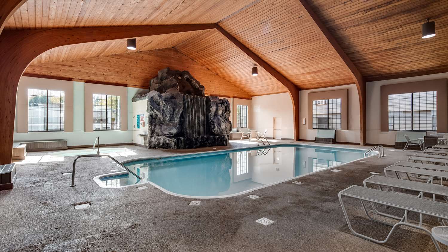 Best Western Lapeer Inn 8/20