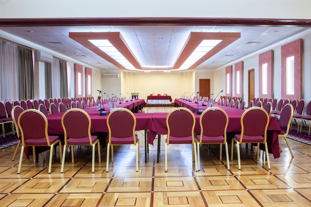 President Hotel 42/55