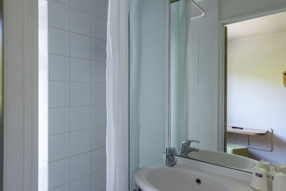 B&B Hotel Troyes Centre 34/62