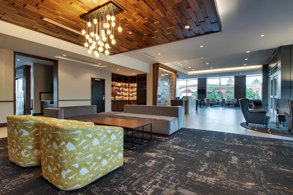 Hyatt Place Milwaukee Downtown 14/71