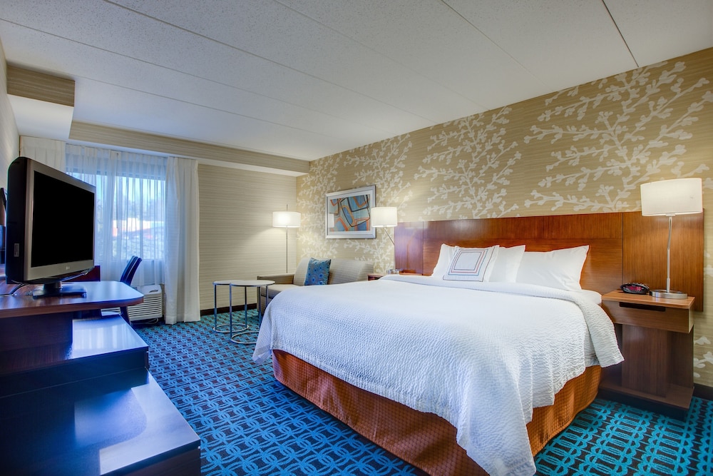 FAIRFIELD INN BY MARRIOTT BURLINGTON WILLISTON 8/40