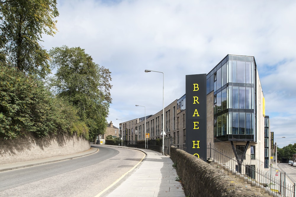 Destiny Student Brae House 56/63