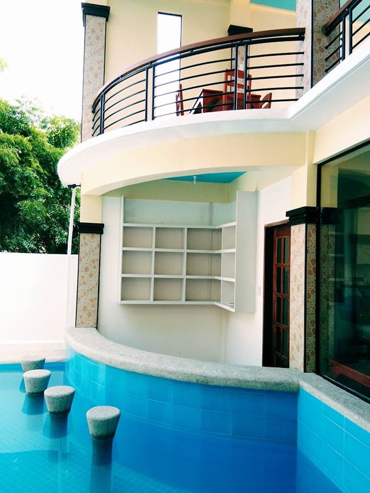 Mariner's Pension House 4/35
