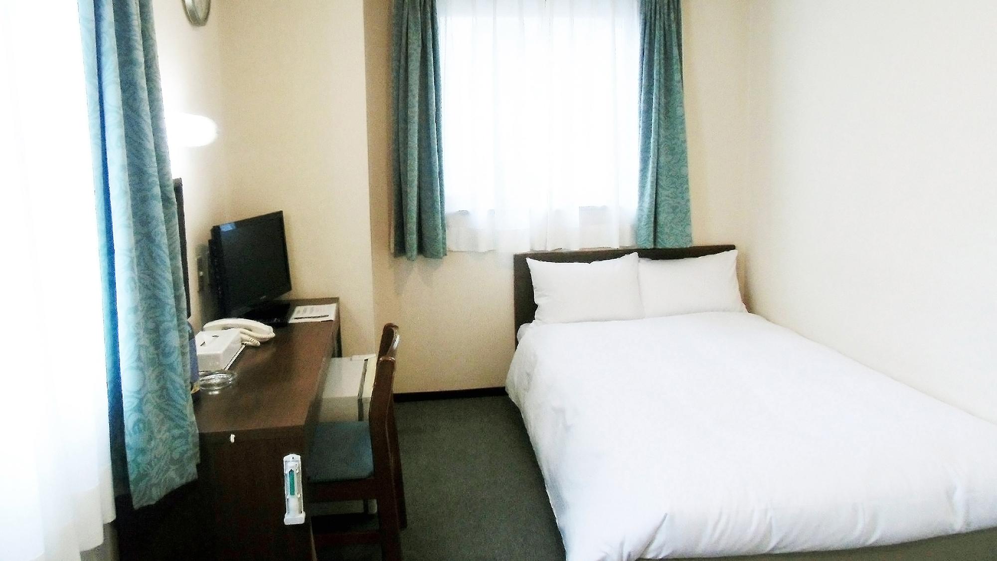 Semi Room, Standard, Semi Double Bed, Smoking