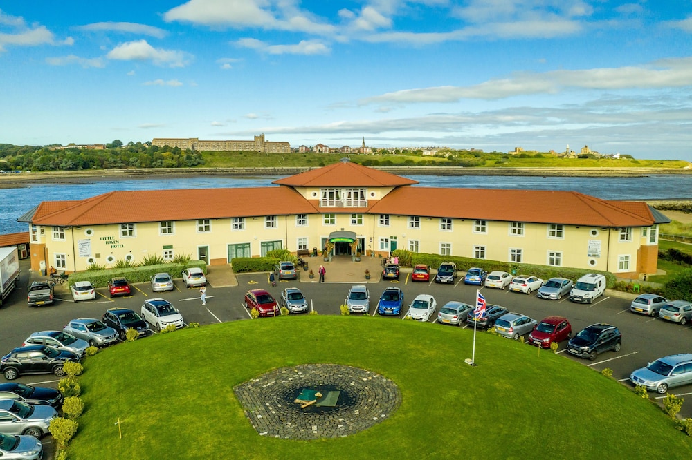 Little Haven Hotel 76/100