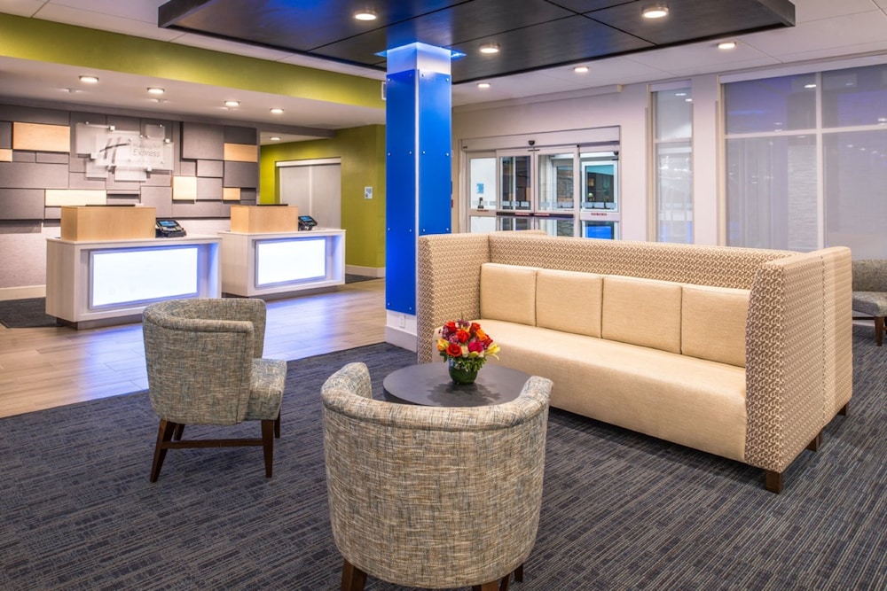 Holiday Inn Express Suites Tampa North Wesley Chapel 10/62
