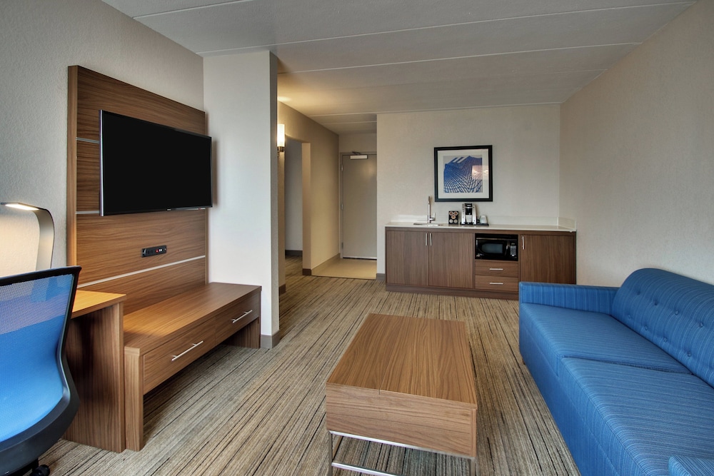 Holiday Inn Express Atlantic City W Pleasantville Ex Comfort Inn Suites West Atlantic City 45/70
