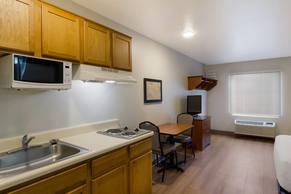 WoodSpring Suites Jacksonville East 295 Cruise Port 46/47