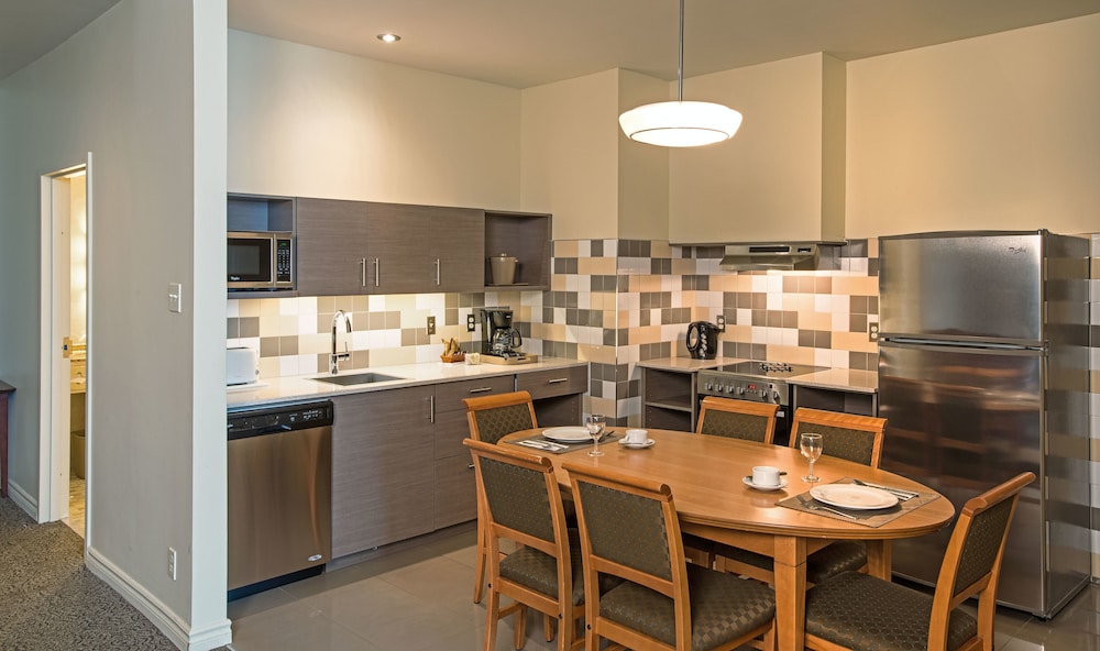 Le Square Phillips Hotel And Suites 31/45