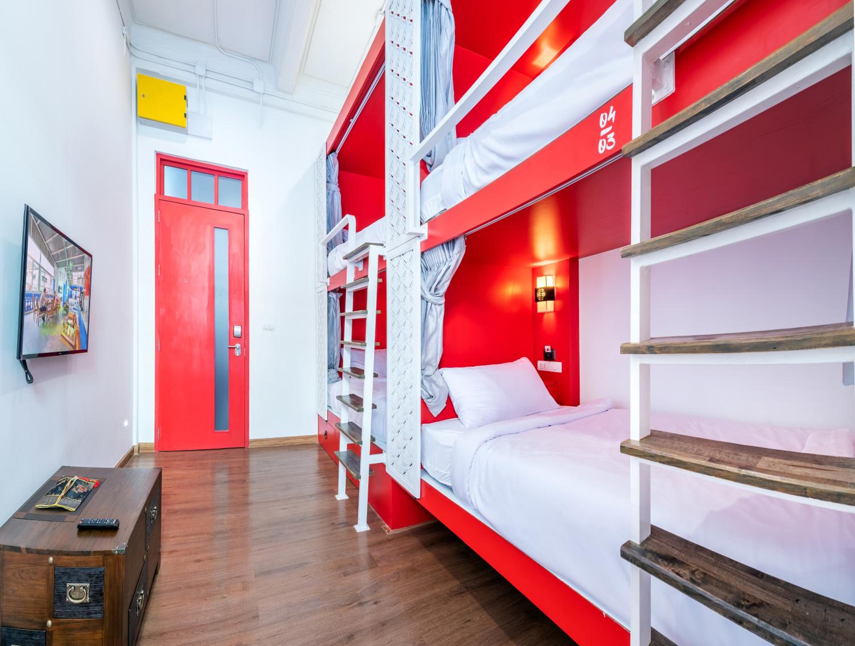 غرفة رباعية بأسرّة بطابقين بحمام مشترك، Ama Hostel Bangkok 2/2