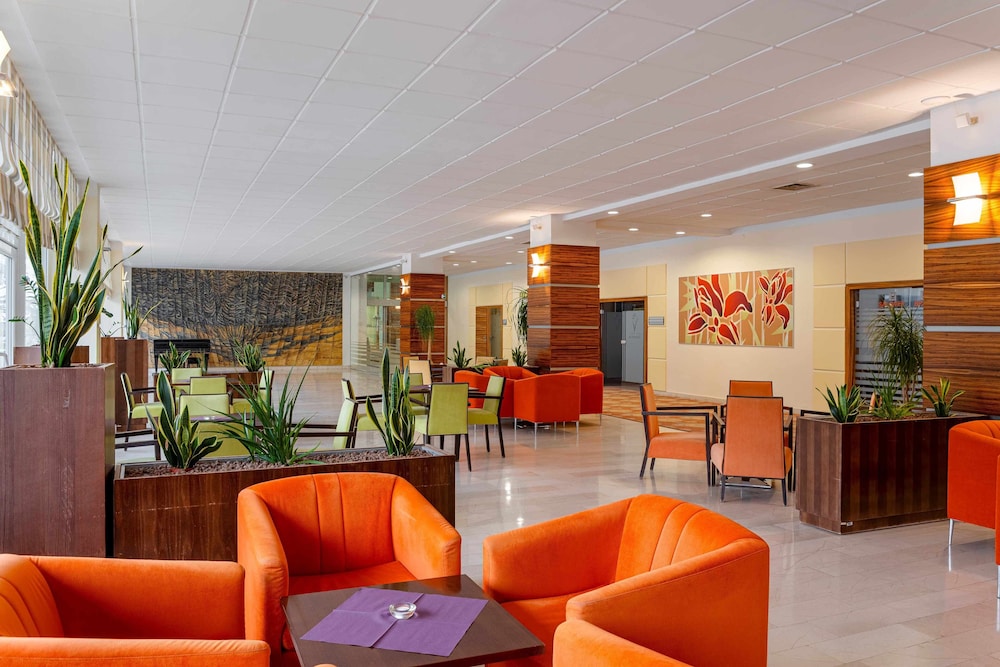 Hotel Behounek 55/77