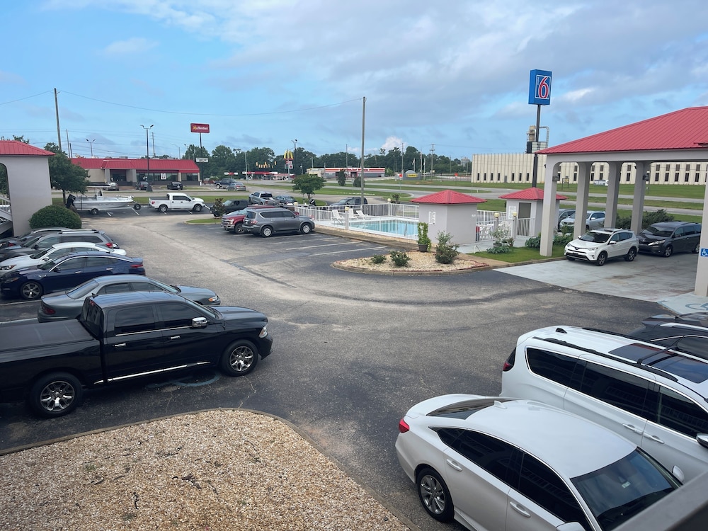 Motel6 Abbeville, AL 26/36