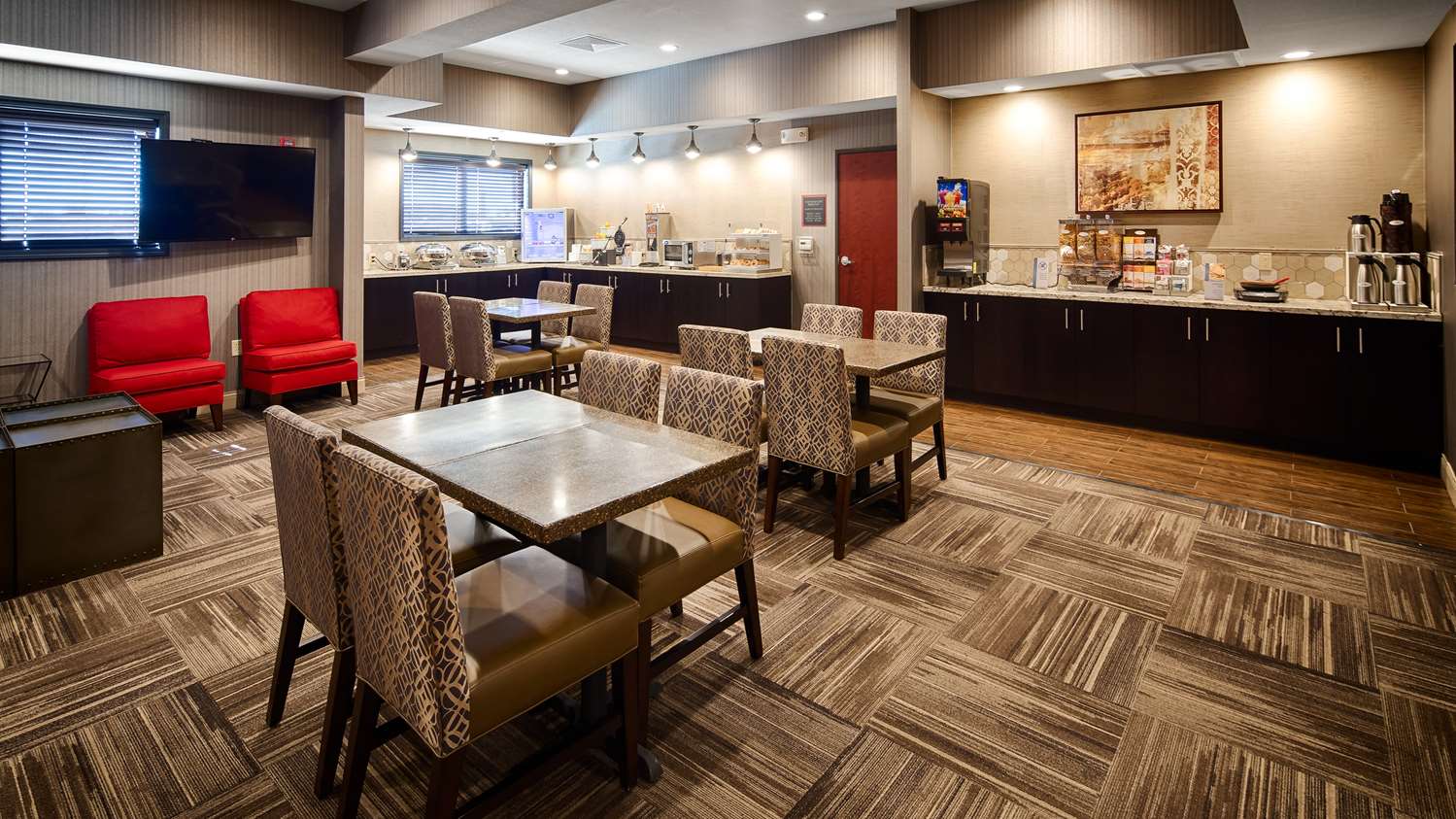 Best Western Plus Stevens County Inn 7/10