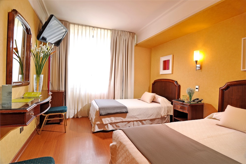 SUPERIOR, DOUBLE OR TWIN BED
