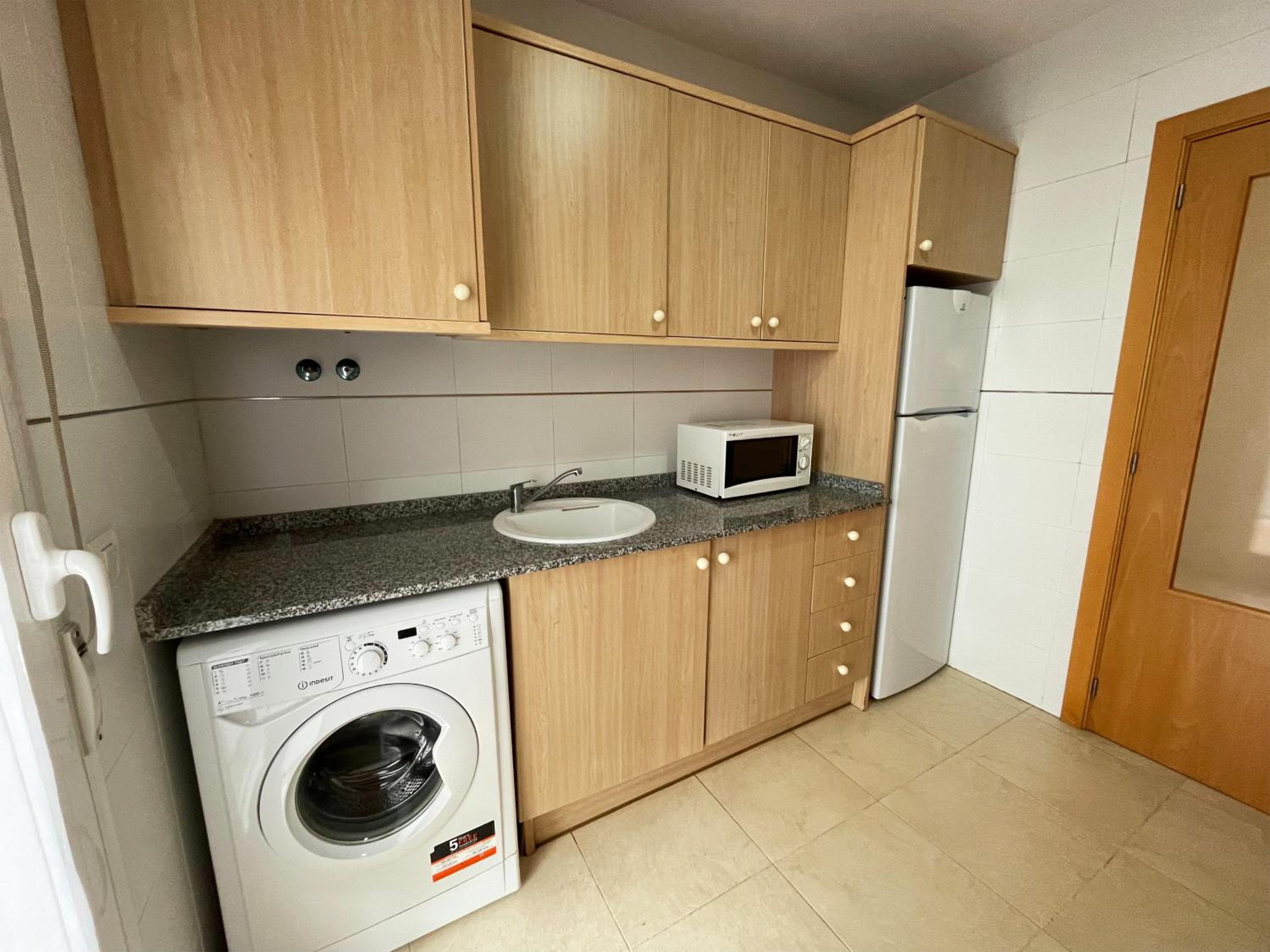 APARTAMENTOS LOS ALMENDROS 3000 3/26