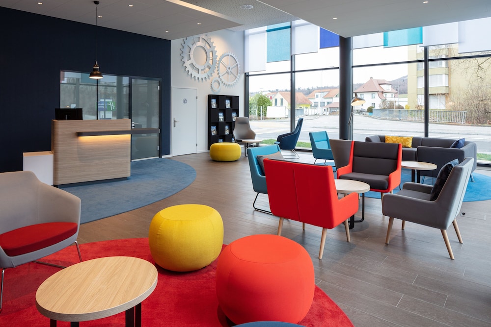 Holiday Inn Express Aarburg - Oftringen 64/80