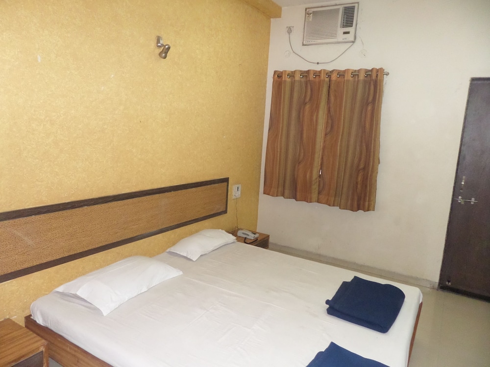 Tourist Home Lodging 10/36