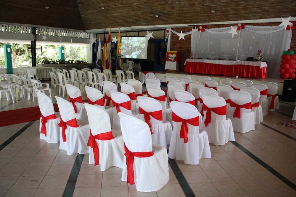 Hotel Guadaira Resort 34/49