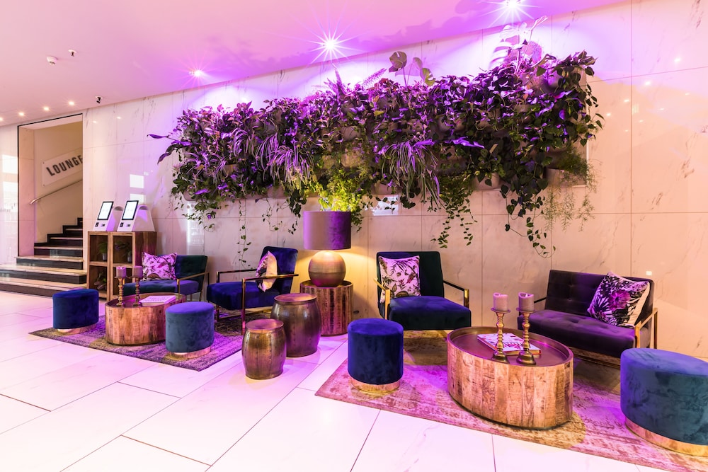 Lindner Hotel Berlin Ku'damm, part of JdV by Hyatt 53/67