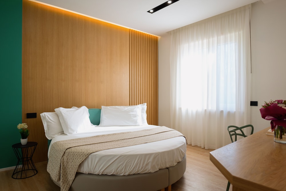 Hotel Plana 14/77