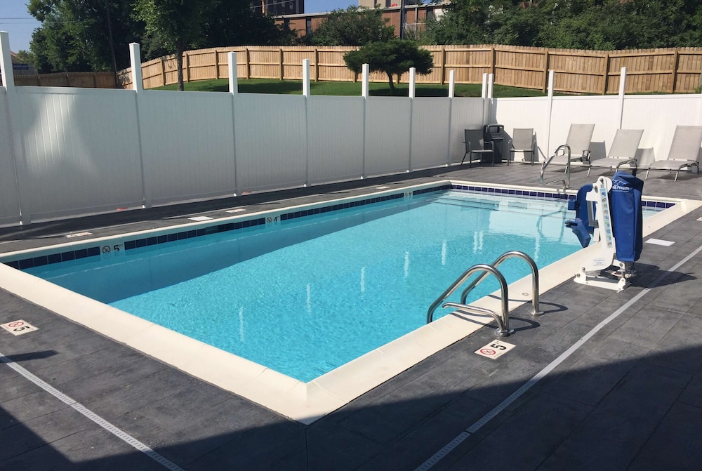 Wingate by Wyndham Louisville Fair and Expo 31/60