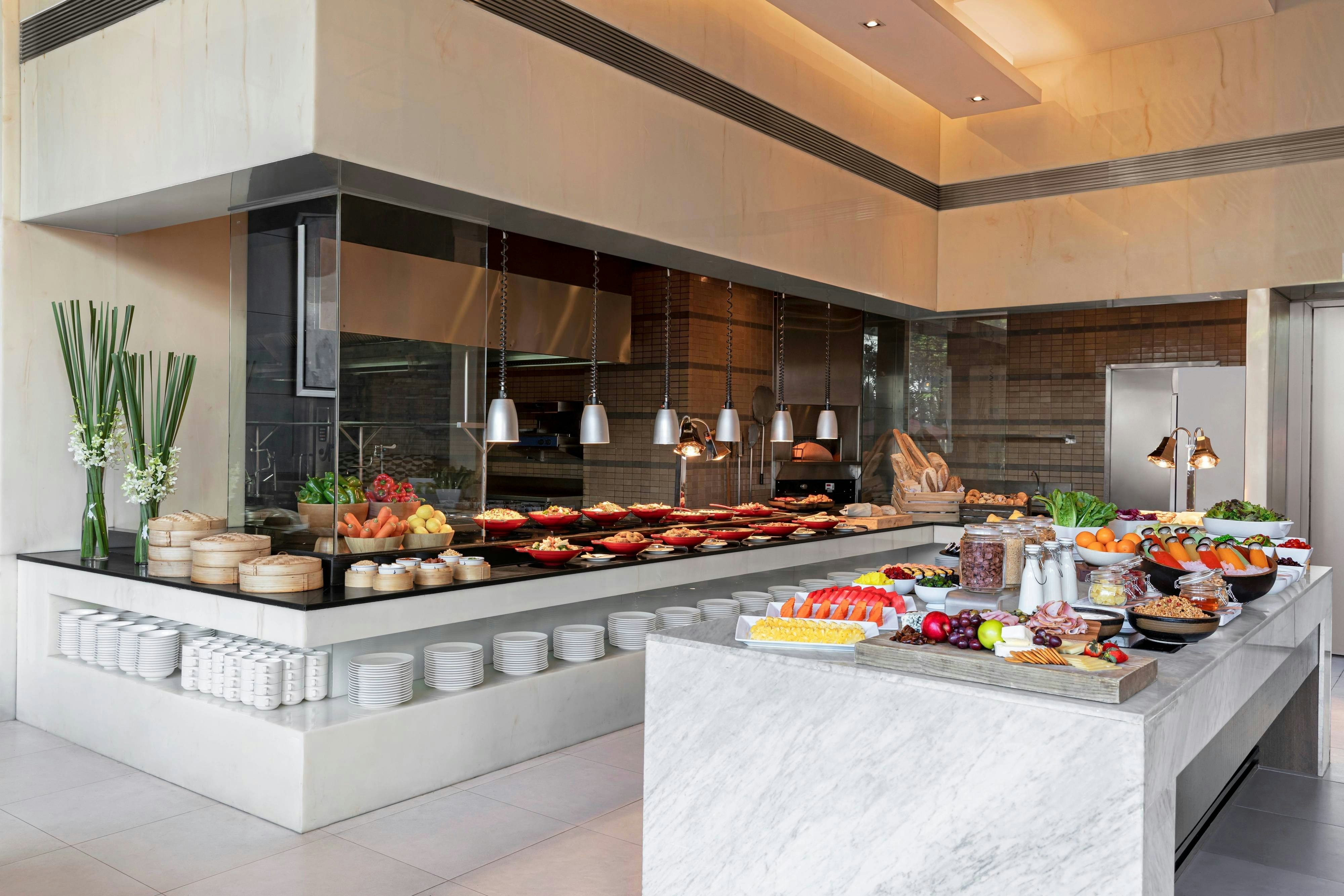 Lobby at Sukhumvit Park Bangkok - Marriott Executive Apartments, BANGKOK