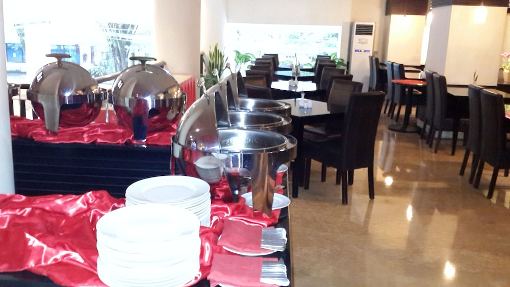Gran Central Hotel Manado 33/45