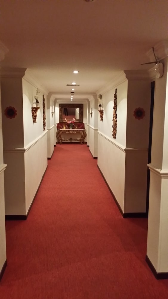 Carlton Tower Hotel 29/55