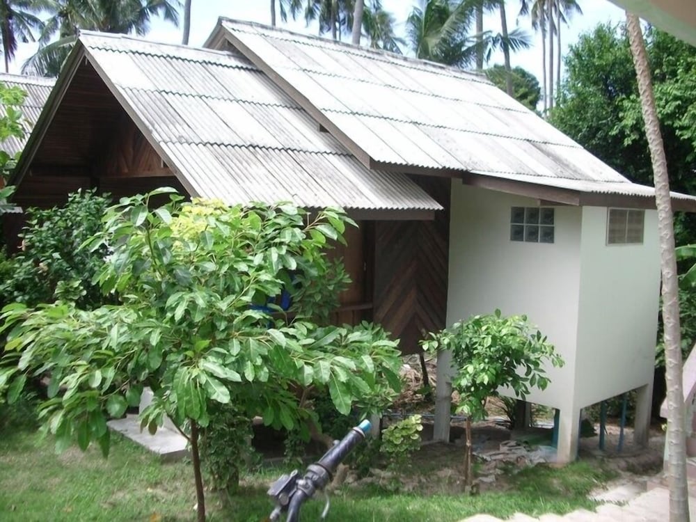 Save Bungalows 22/61