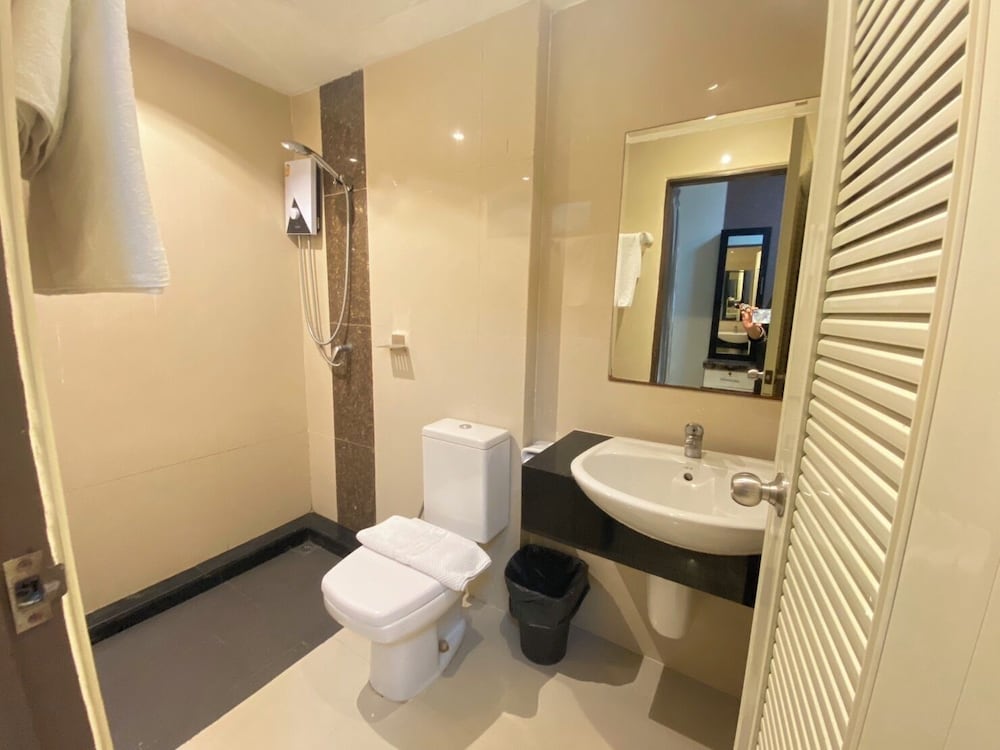 Leelawadee Modern Resort Huaykwang 39/41