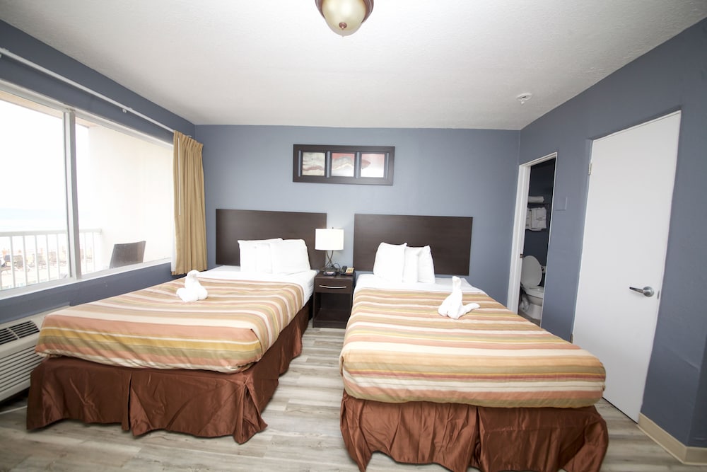 Beach House Inn 11/50
