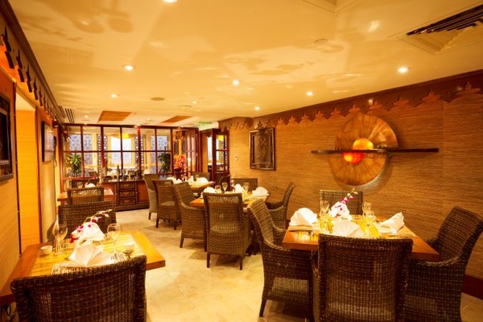 restaurant cafeteria