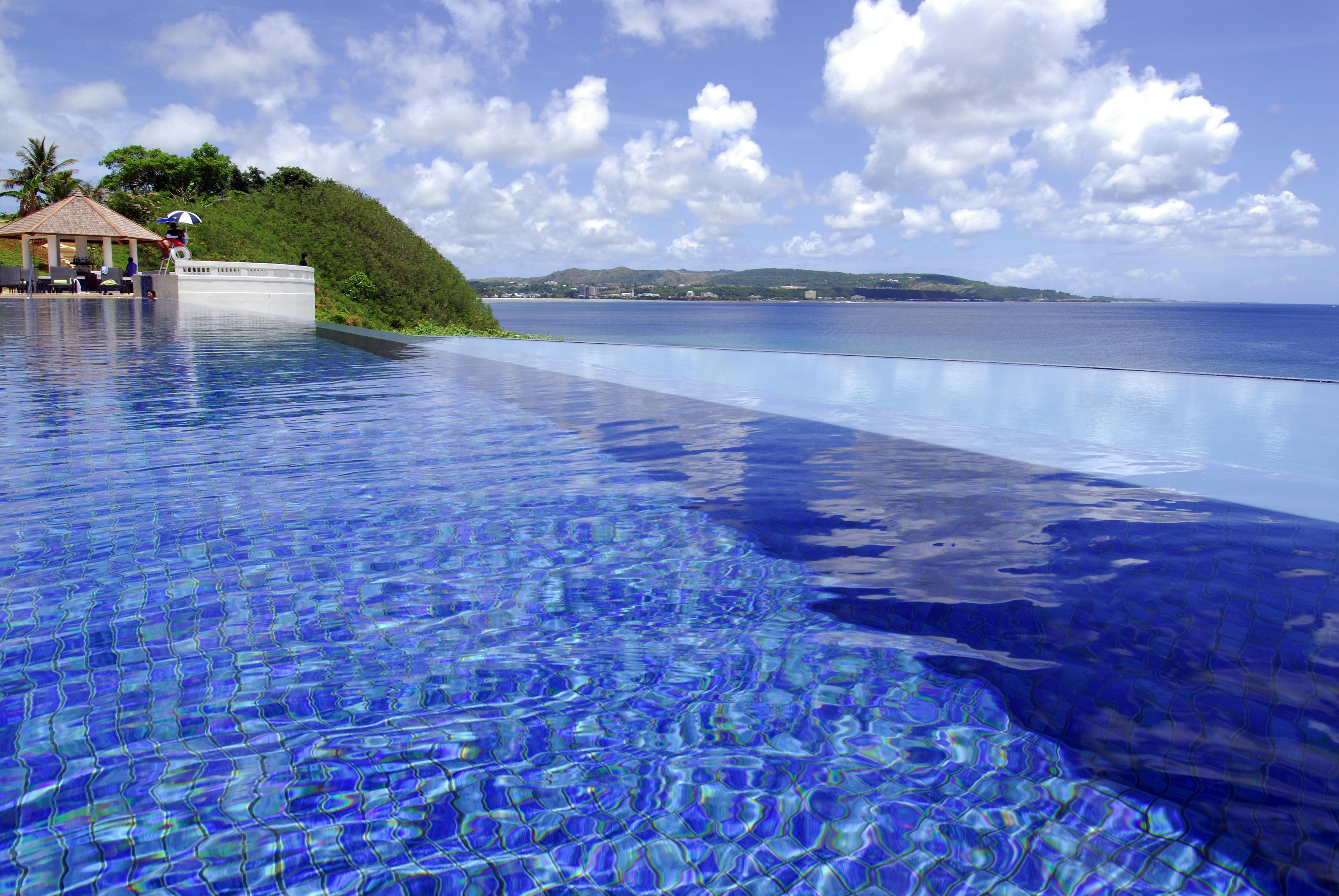 RIHGA Royal Laguna Guam Resort 48/50