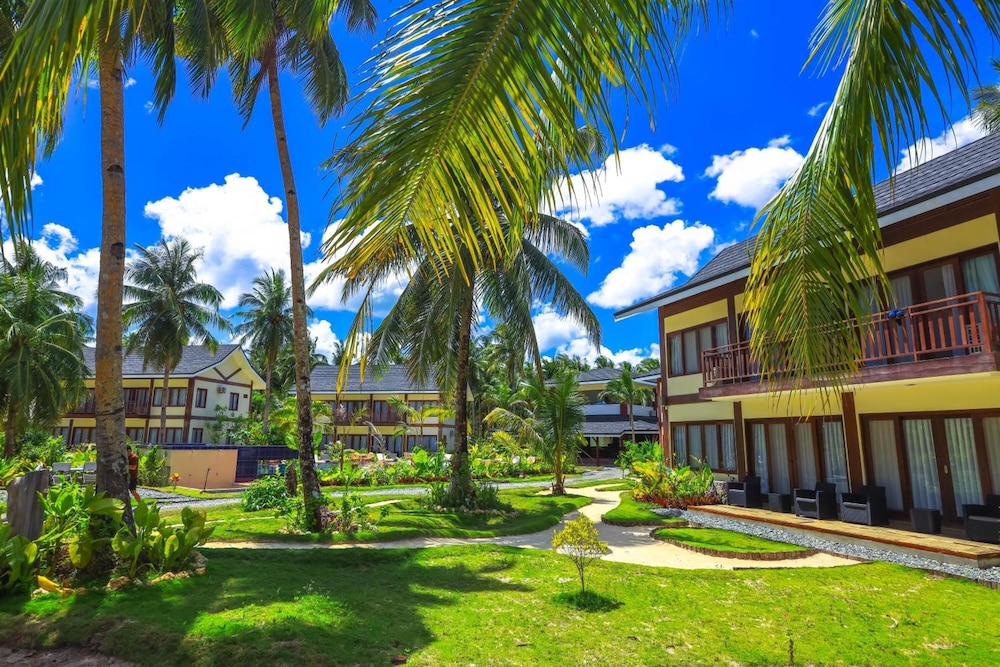 Retreat Siargao Resort 40/49