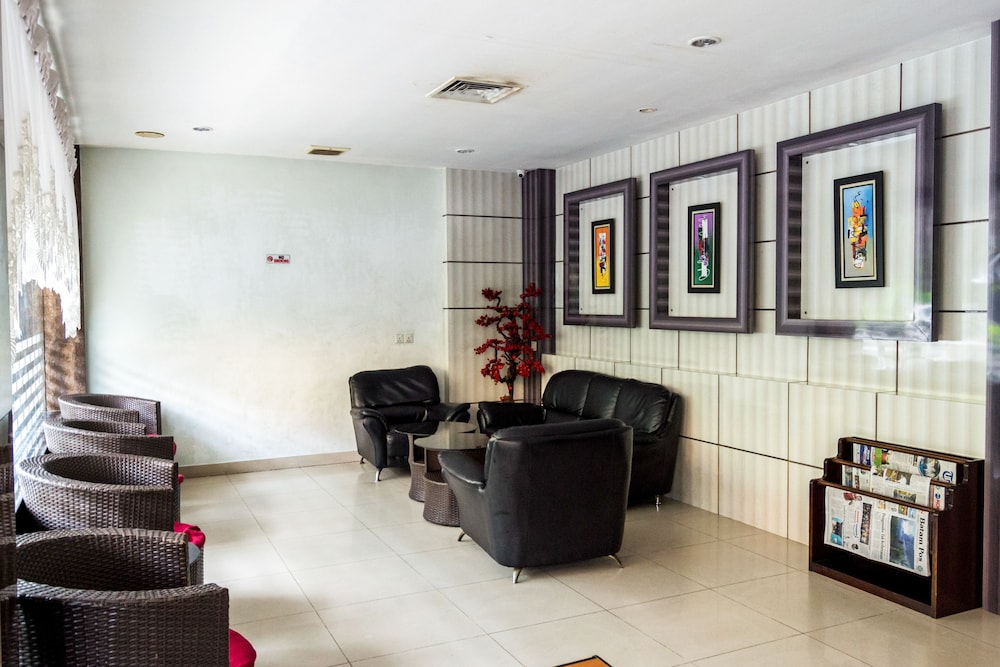 SUPER OYO Capital O 664 Romance Hotel 36/46