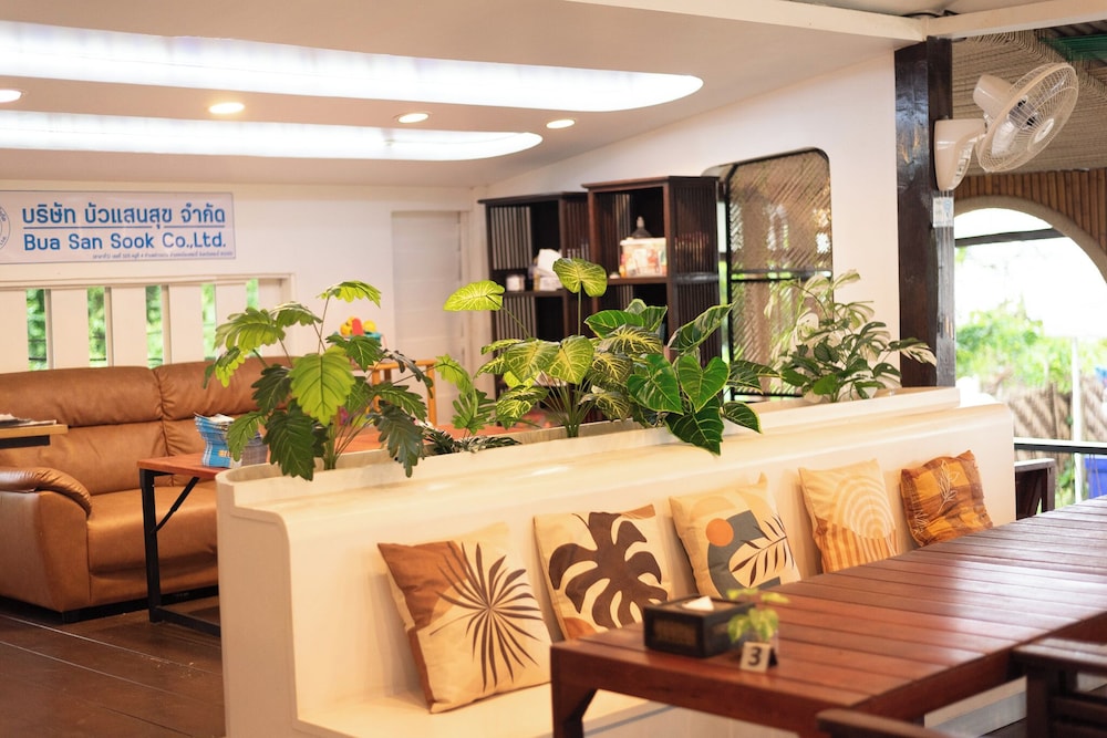 Pan Beach Bungalows 30/50