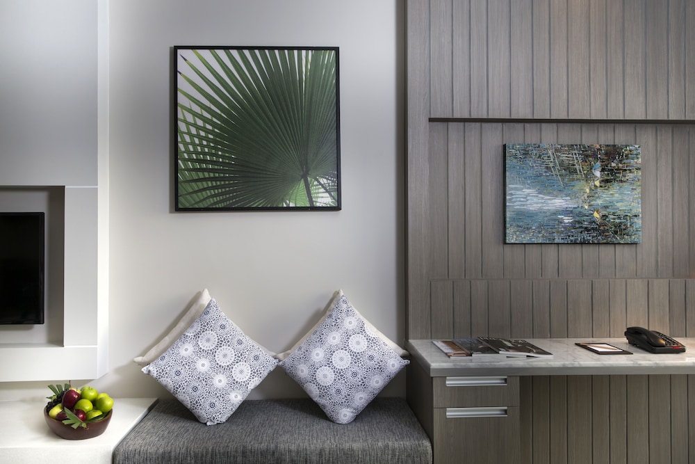 HOTEL IKON PHUKET 57/76