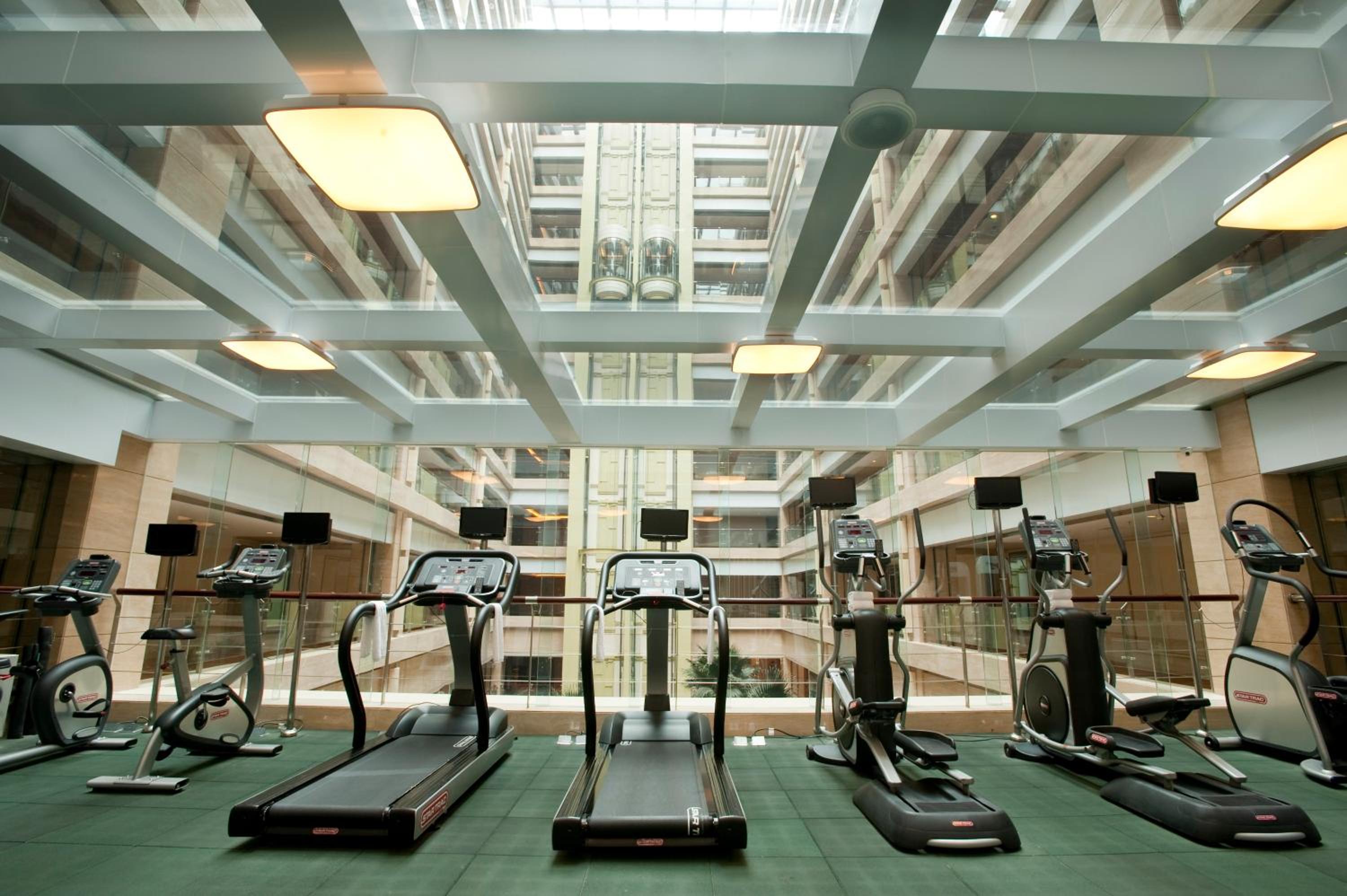 Holiday Inn Qingdao Parkview 20/49