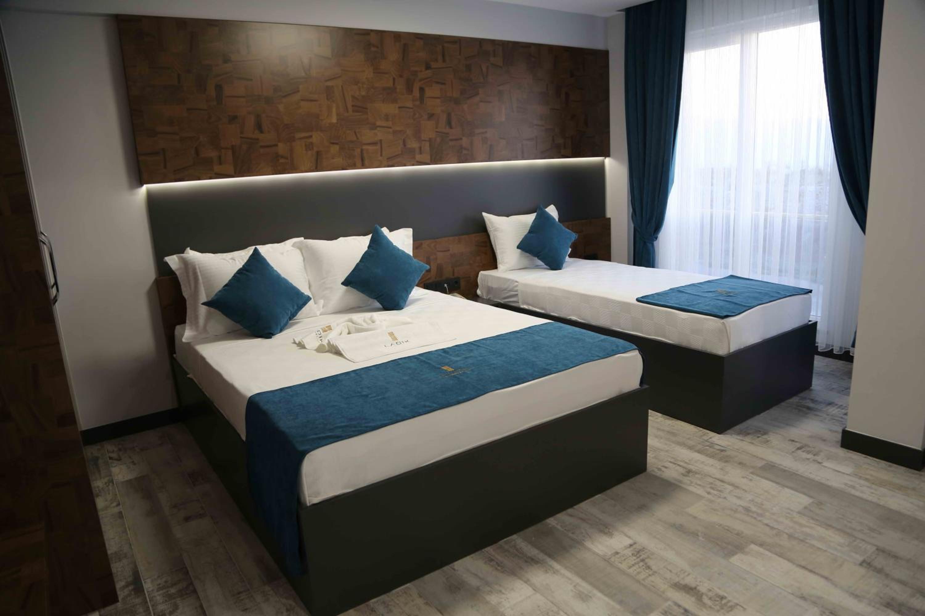 Ladik Hotel 14/50