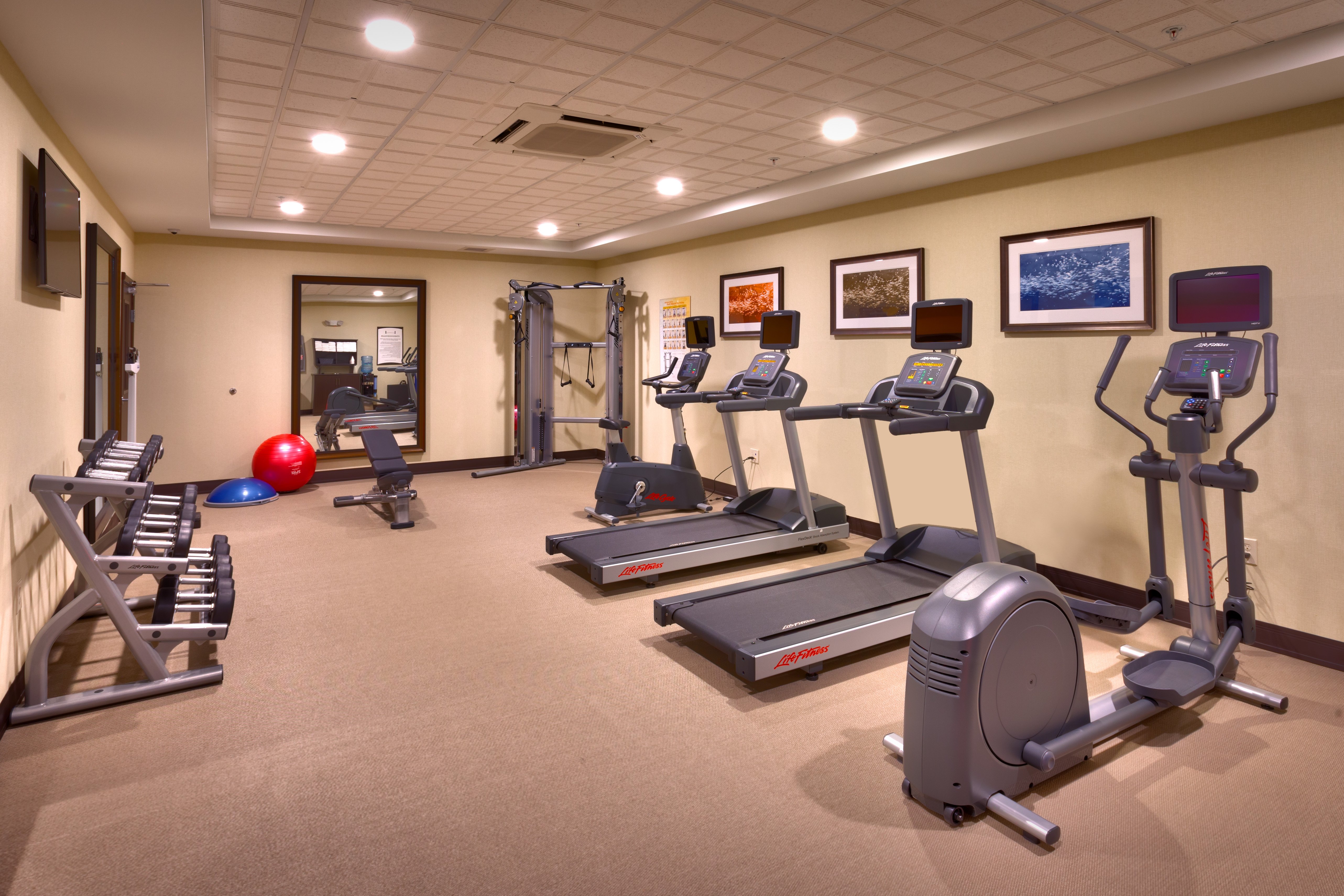 STAYBRIDGE SUITES CHEYENNE 9/26