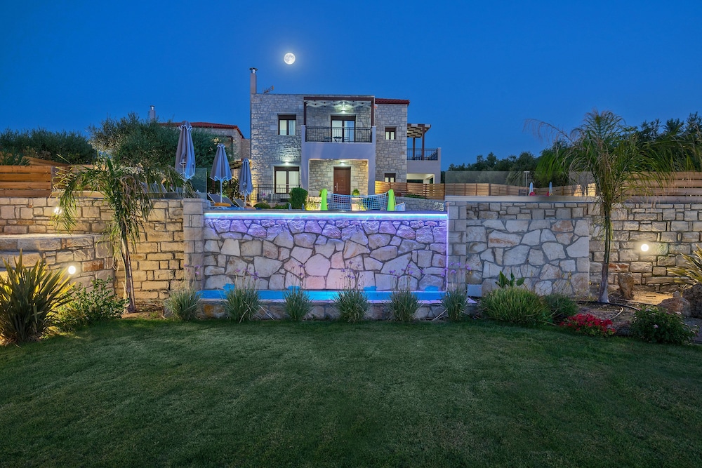 Olive Garden Villas 43/50