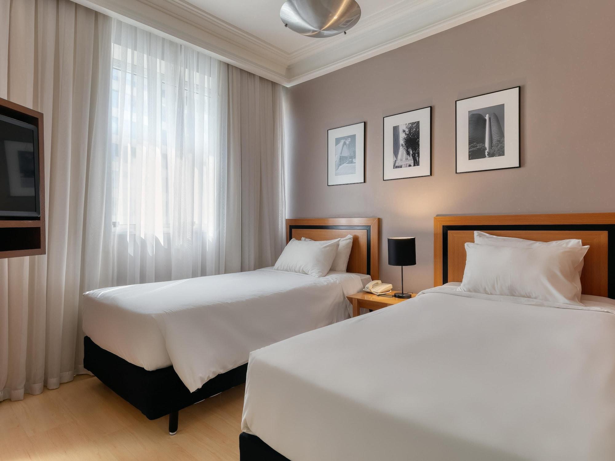 Apartment, Multiple Beds